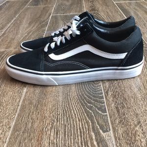 Black Vans Old Skool men’s size 10.5